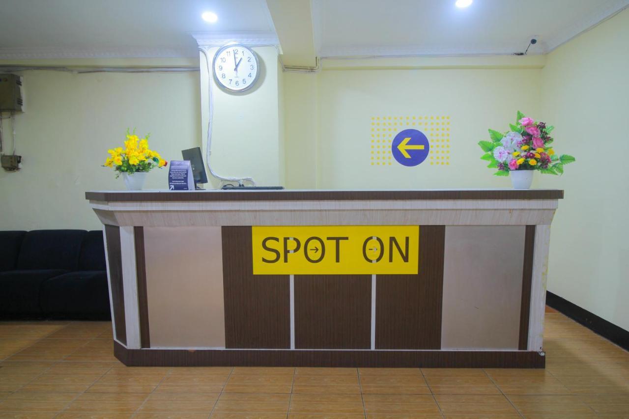 สปอต ออน 2305 อันดิส นูร์ เปงีนาปัน Hotel ดูไม ภายนอก รูปภาพ