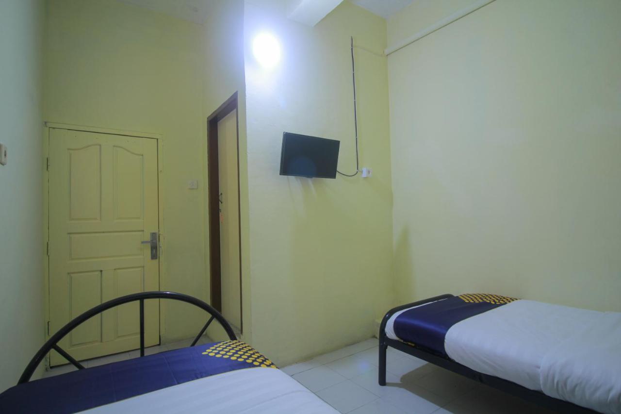 สปอต ออน 2305 อันดิส นูร์ เปงีนาปัน Hotel ดูไม ภายนอก รูปภาพ