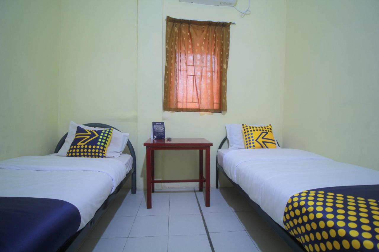 สปอต ออน 2305 อันดิส นูร์ เปงีนาปัน Hotel ดูไม ภายนอก รูปภาพ